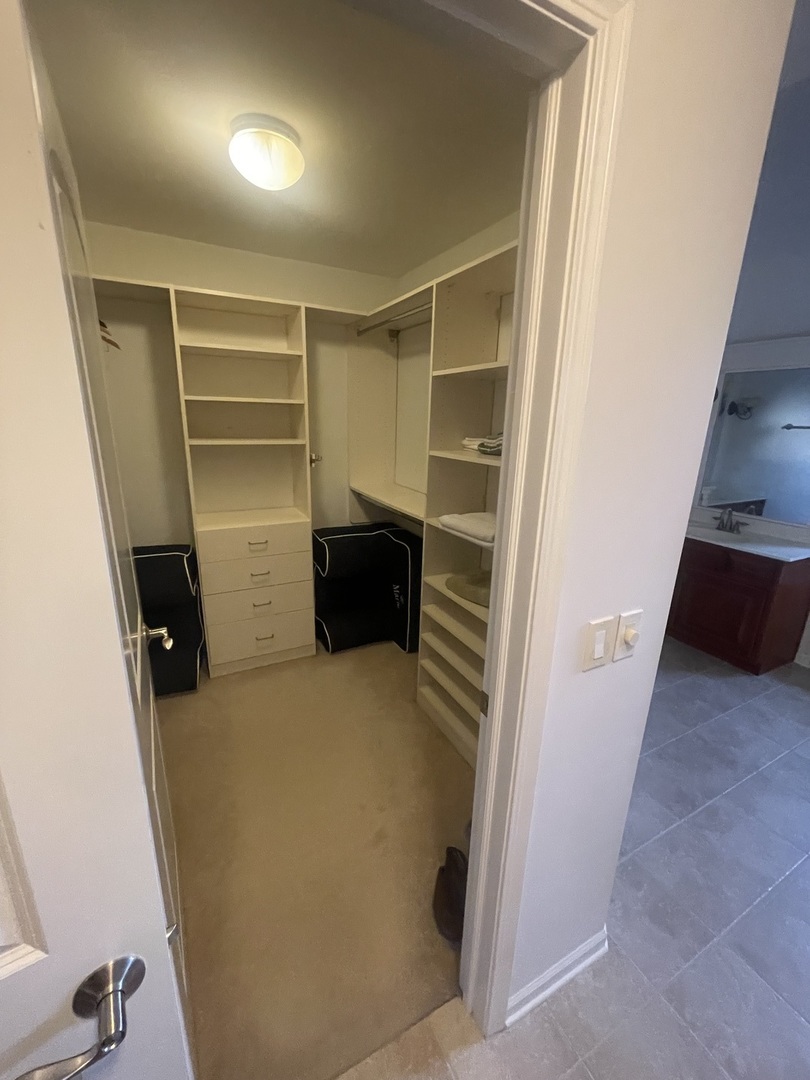 13035 Grande Pines Boulevard, Plainfield, IL 60585