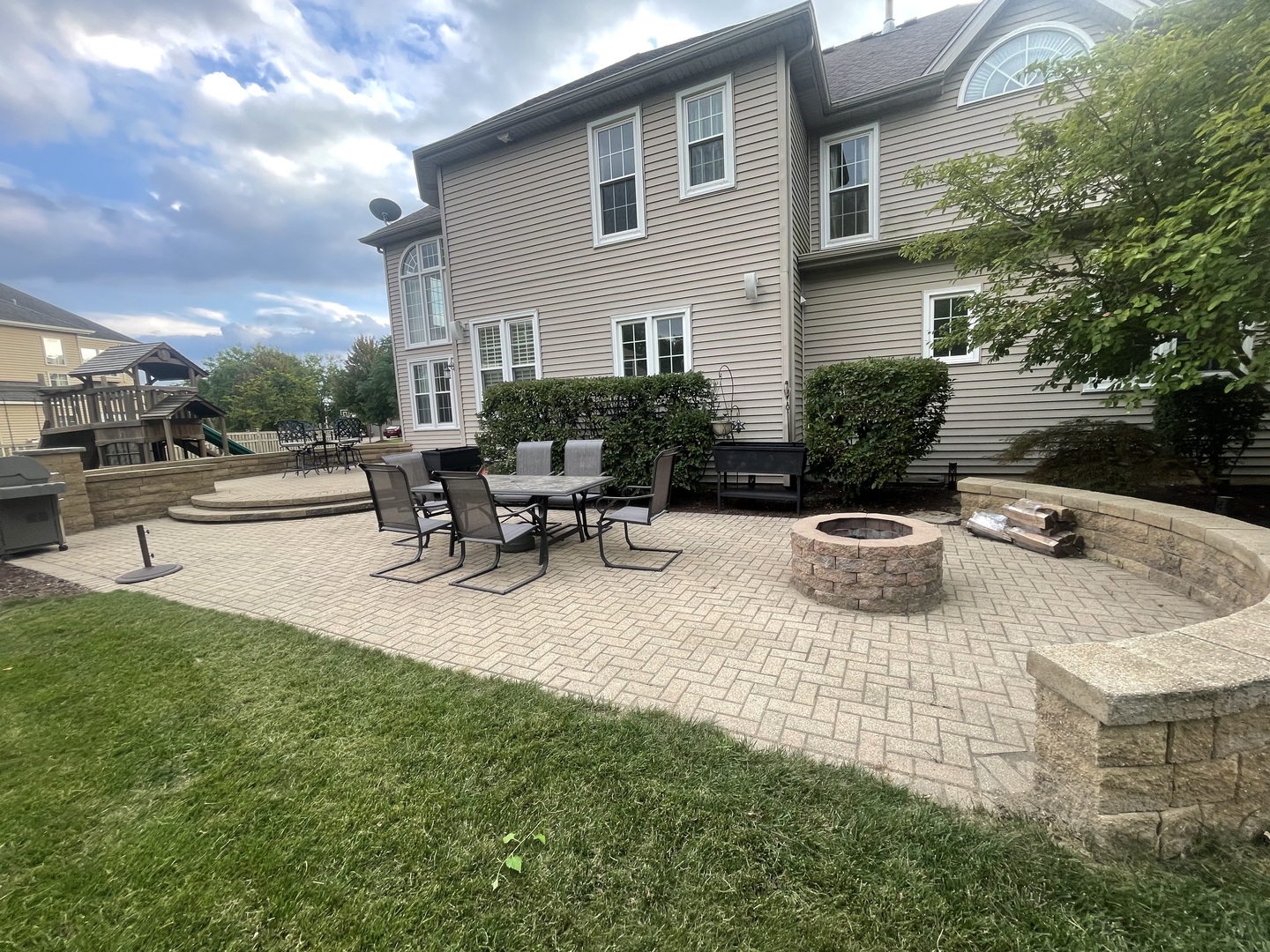 13035 Grande Pines Boulevard, Plainfield, IL 60585