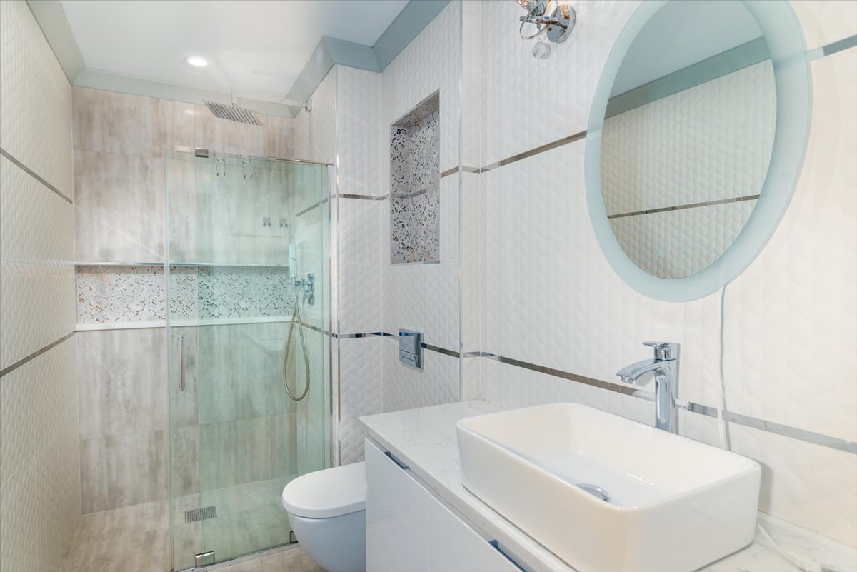 10268 Southwest Highway #3C, Chicago Ridge, IL 60415