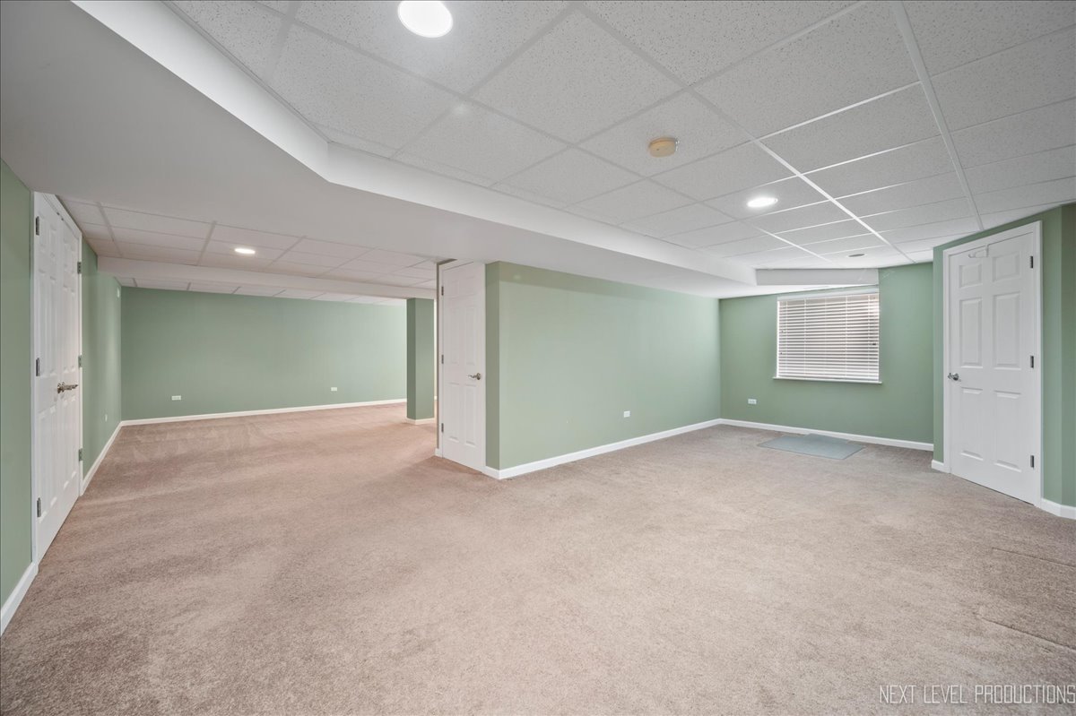 712 Bohannon Circle, Oswego, IL 60543