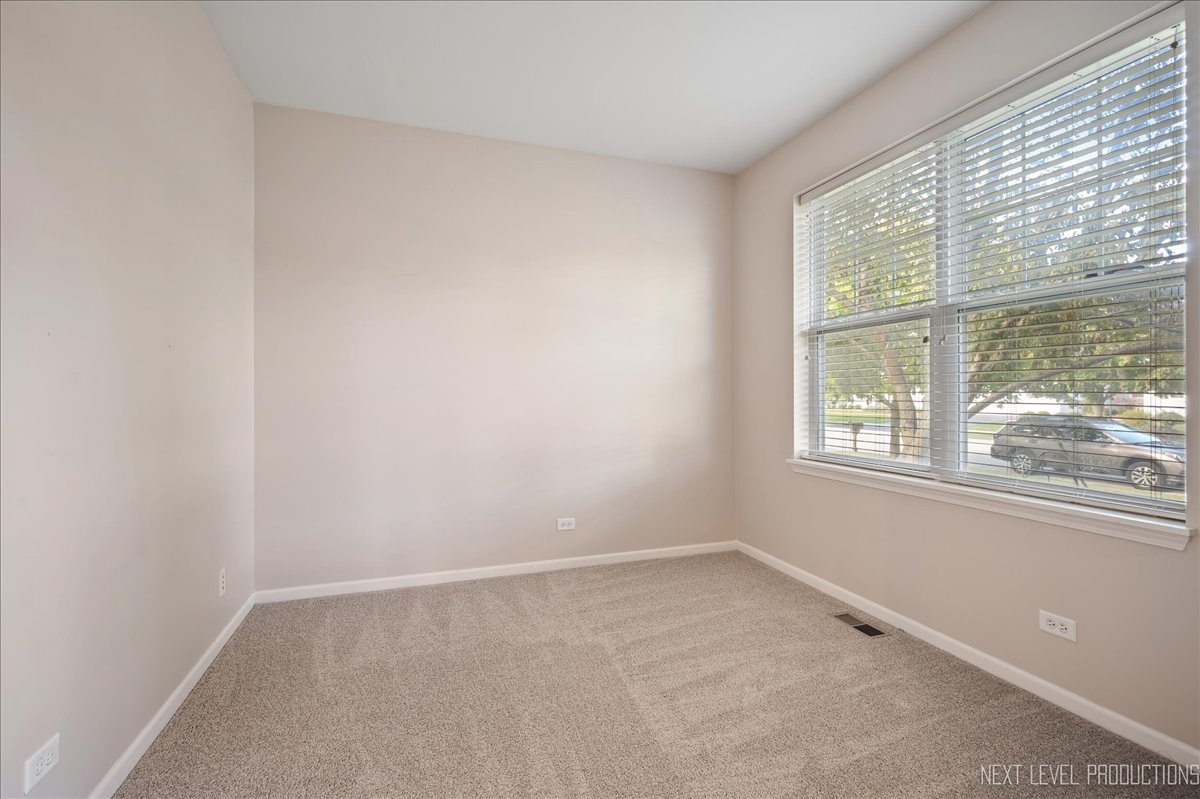 712 Bohannon Circle, Oswego, IL 60543