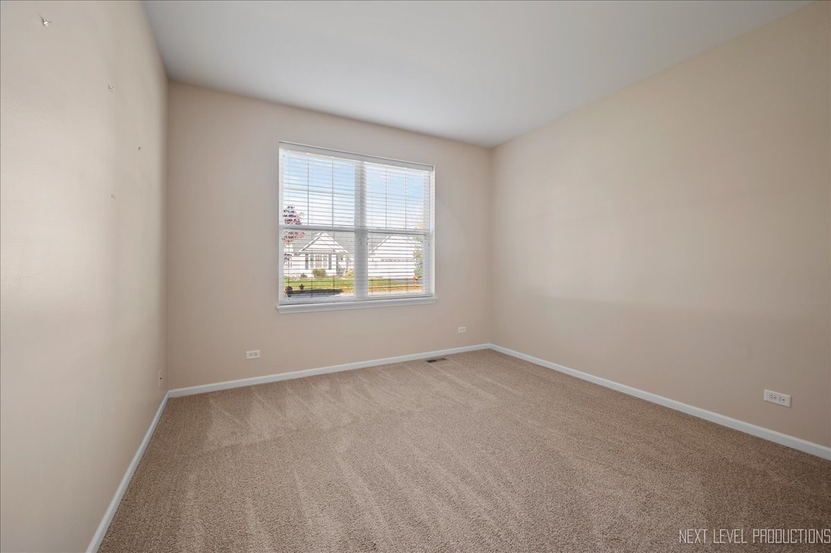 712 Bohannon Circle, Oswego, IL 60543