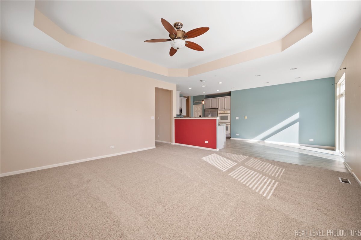 712 Bohannon Circle, Oswego, IL 60543