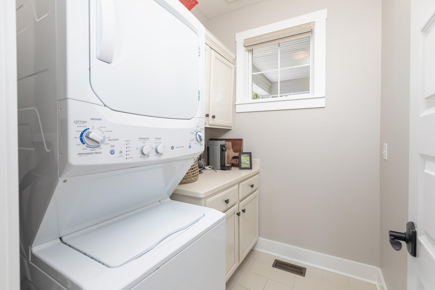 5 Windward Way, Ottawa, IL 61350