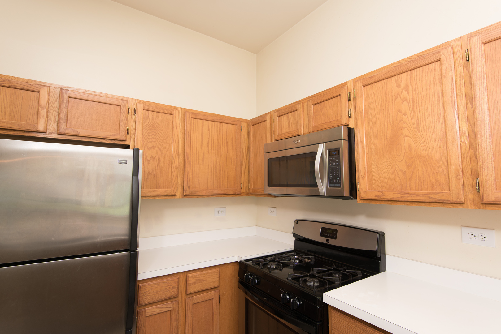 483 Grosse Pointe Circle #483, Vernon Hills, IL 60061