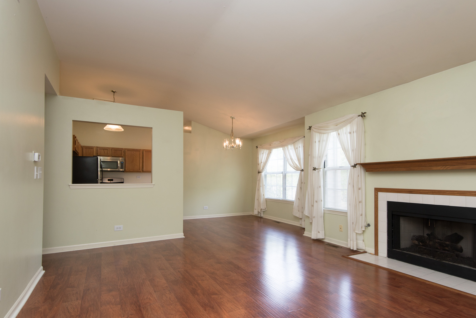 483 Grosse Pointe Circle #483, Vernon Hills, IL 60061