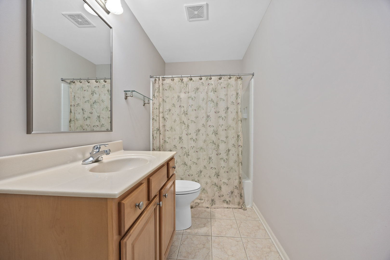 2949 Saganashkee Lane, Naperville, IL 60564