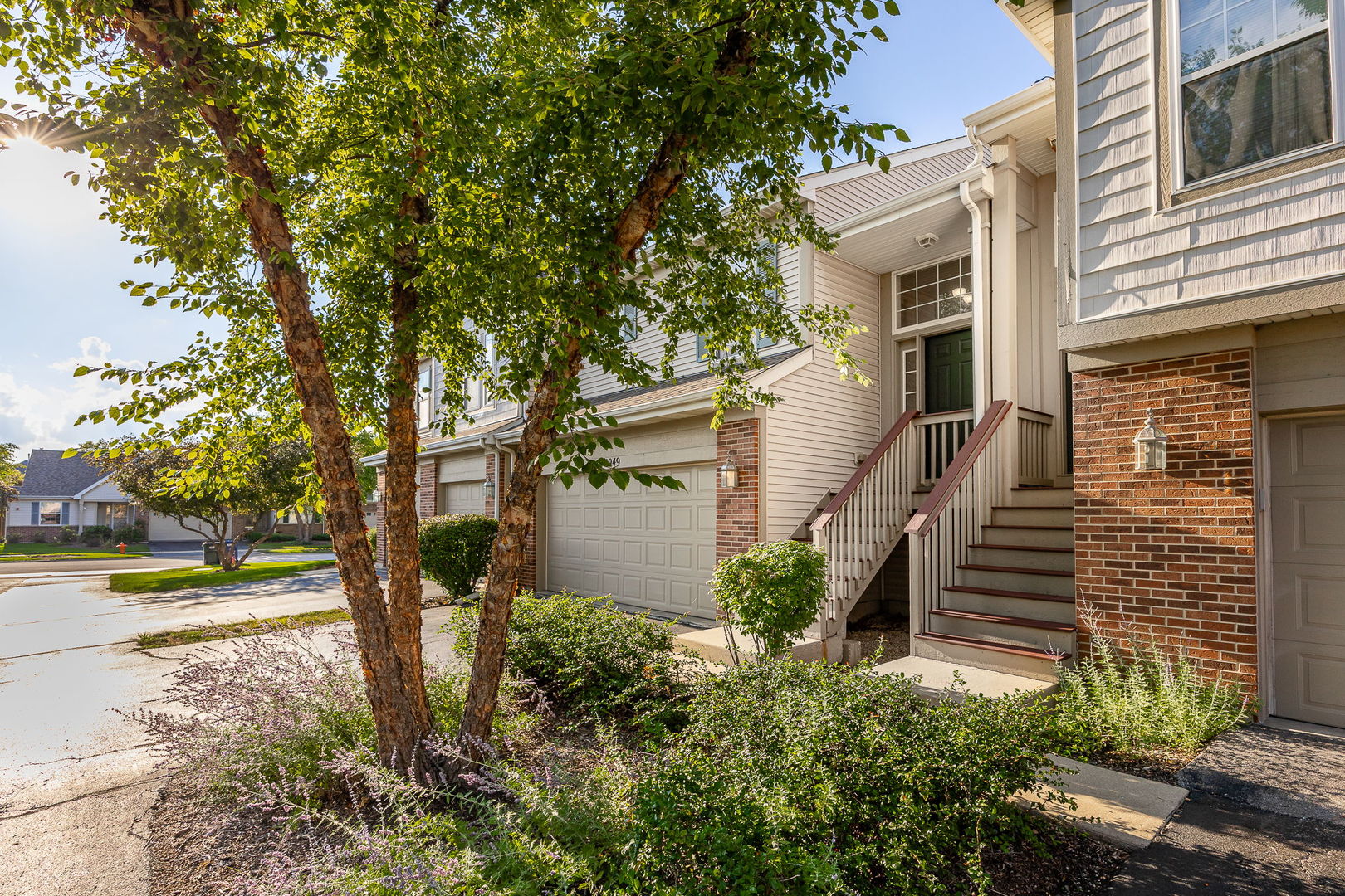 2949 Saganashkee Lane, Naperville, IL 60564