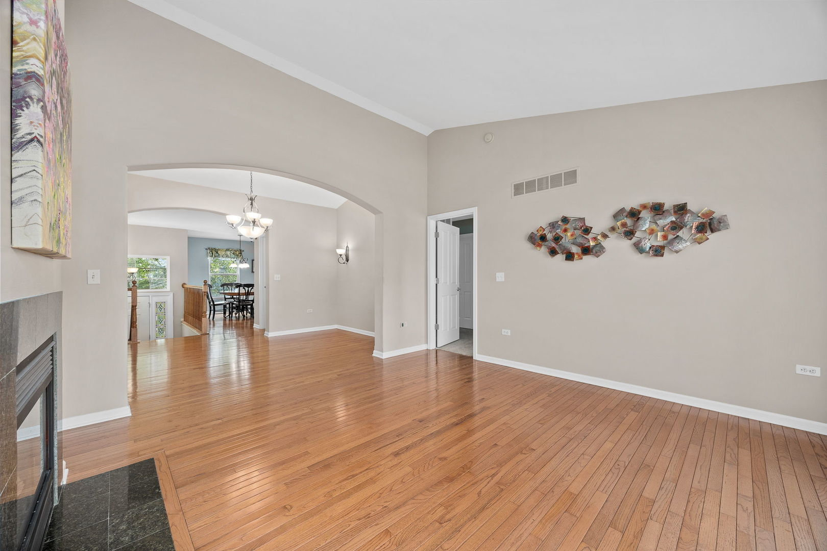 2949 Saganashkee Lane, Naperville, IL 60564
