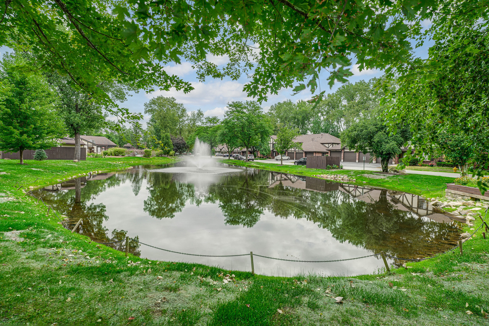 8254 Chestnut Drive #41B, Palos Hills, IL 60465