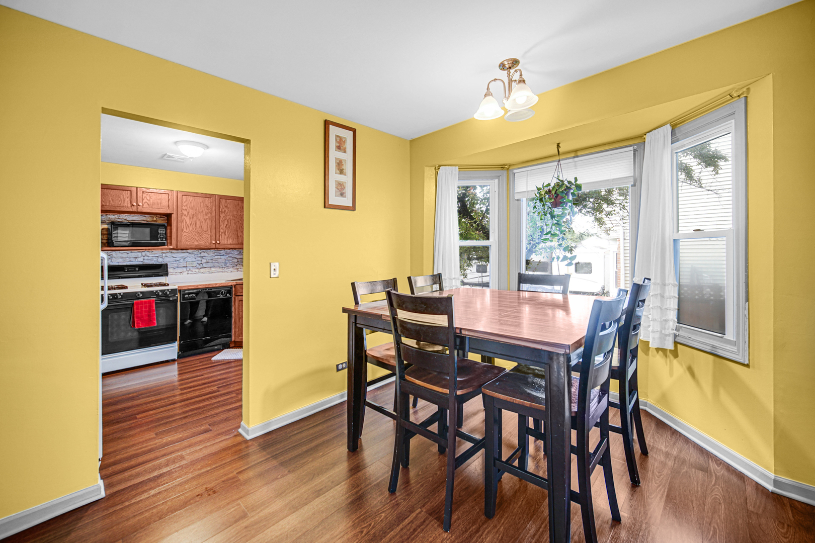 1326 Spring Valley Drive #1326, Carol Stream, IL 60188