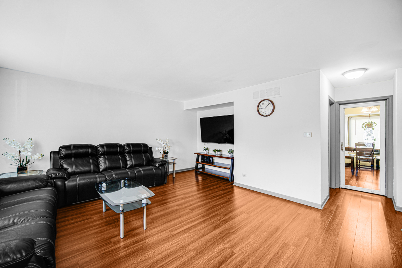 1326 Spring Valley Drive #1326, Carol Stream, IL 60188