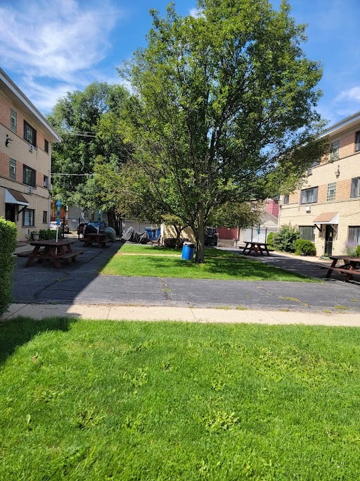 36 S 19th Avenue #2E, Maywood, IL 60153