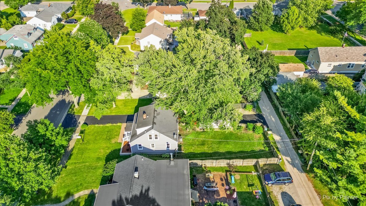 714 E Elmwood Avenue, West Chicago, IL 60185