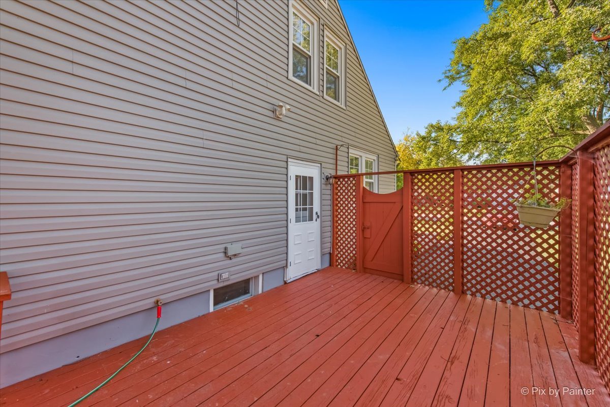 714 E Elmwood Avenue, West Chicago, IL 60185