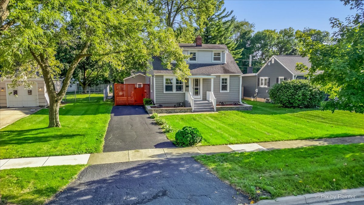 714 E Elmwood Avenue, West Chicago, IL 60185