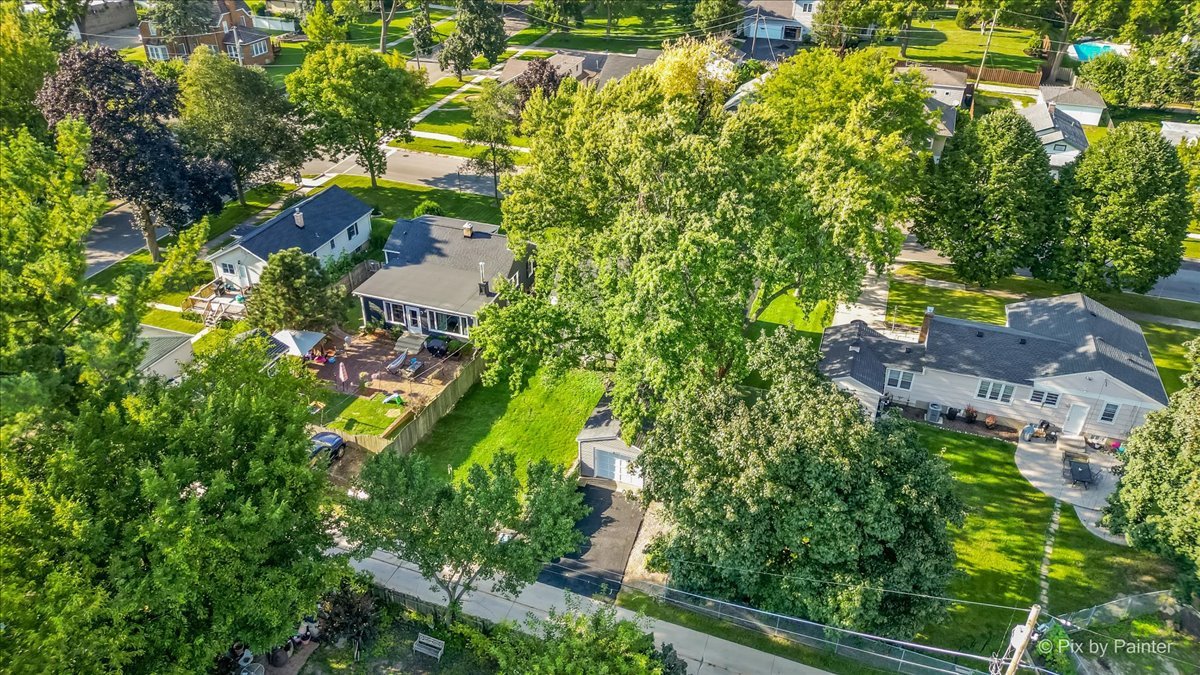 714 E Elmwood Avenue, West Chicago, IL 60185