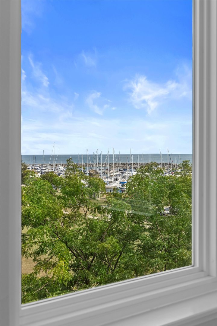 303 56th Street, Kenosha, WI 53140