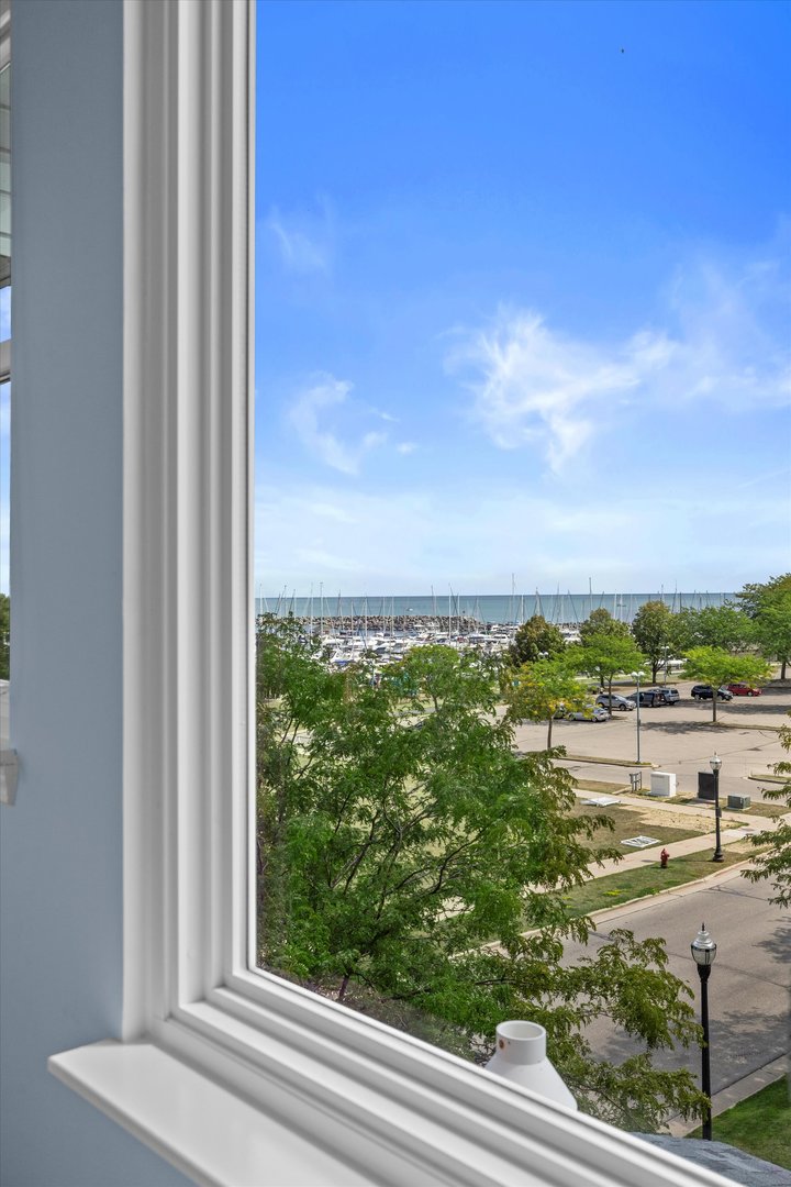 303 56th Street, Kenosha, WI 53140