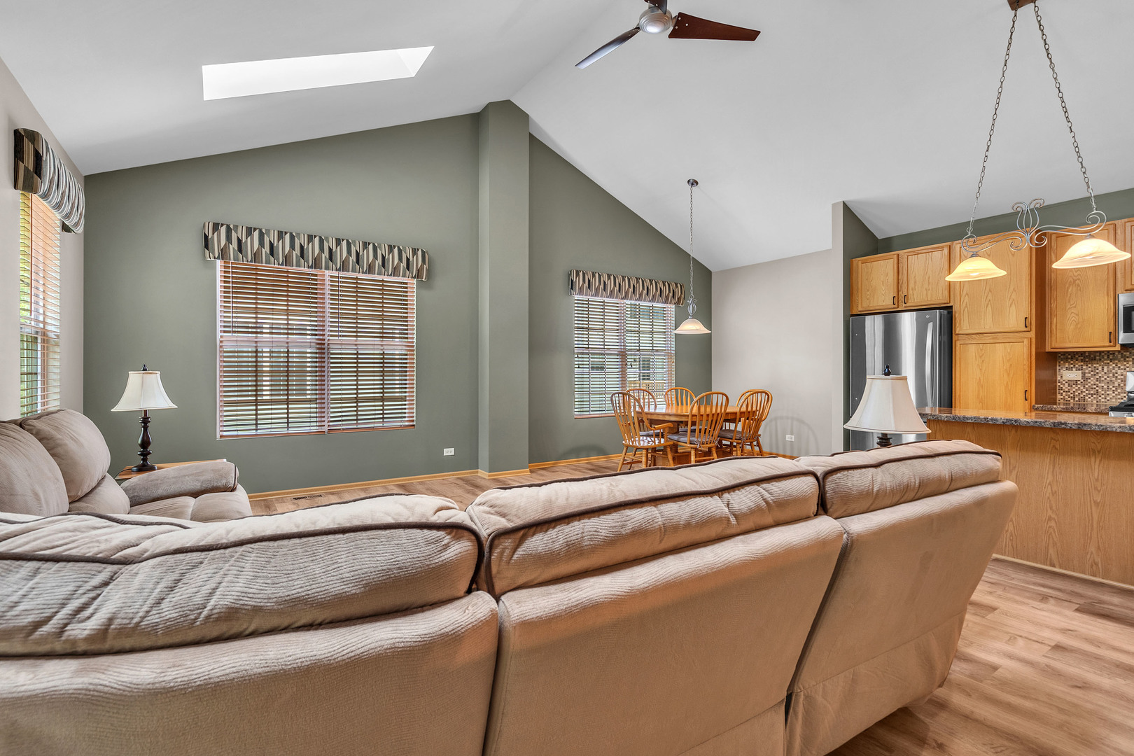 1561 W Turtle Creek Lane #1561, Round Lake, IL 60073