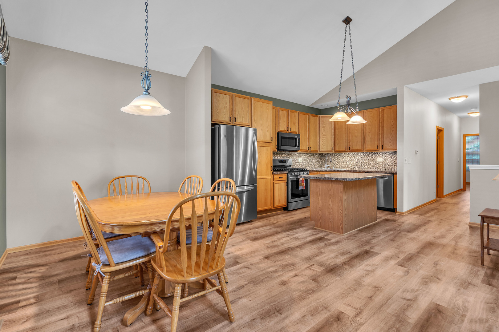 1561 W Turtle Creek Lane #1561, Round Lake, IL 60073