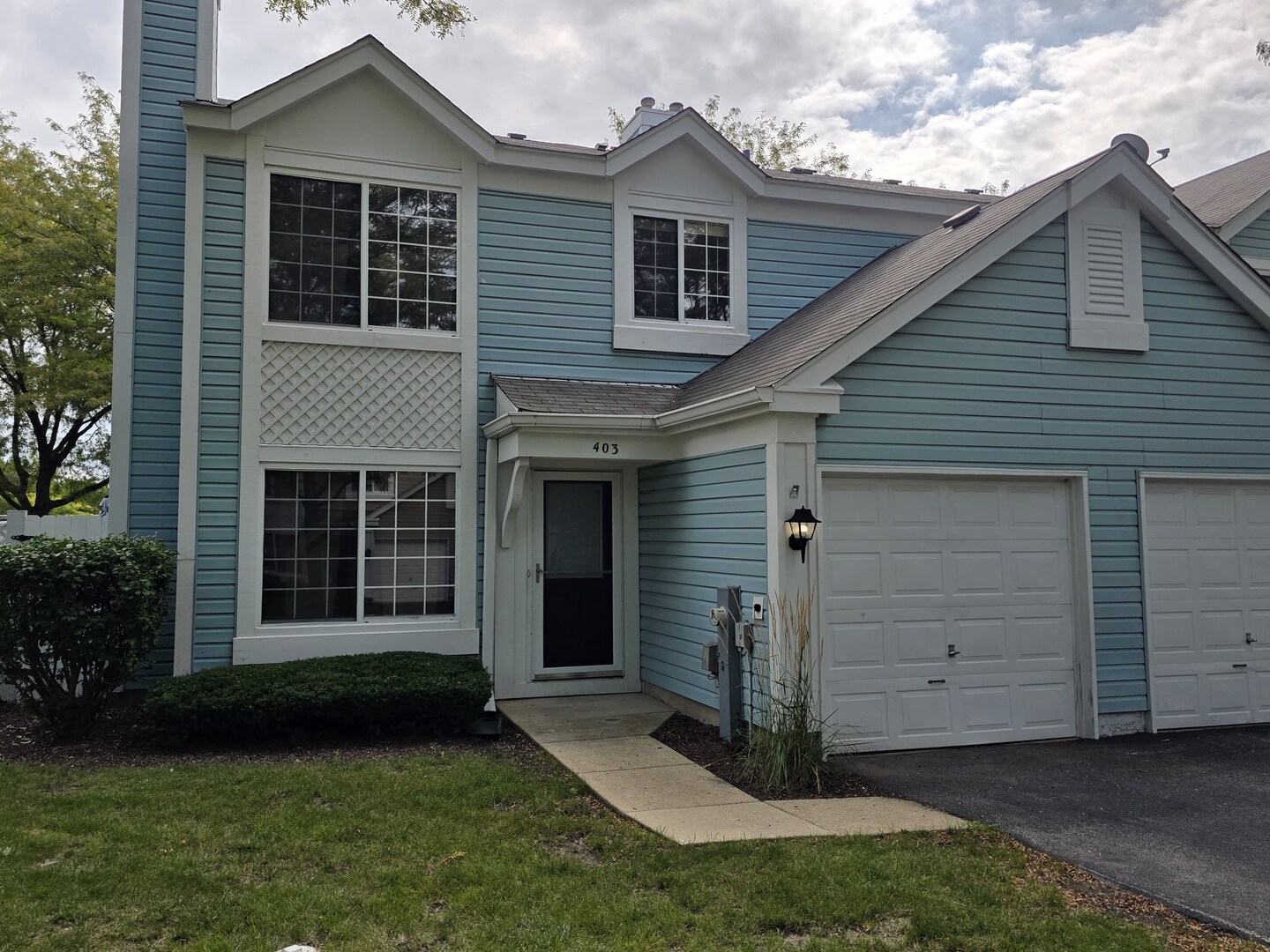 403 Trenton Court, Aurora, IL 60504