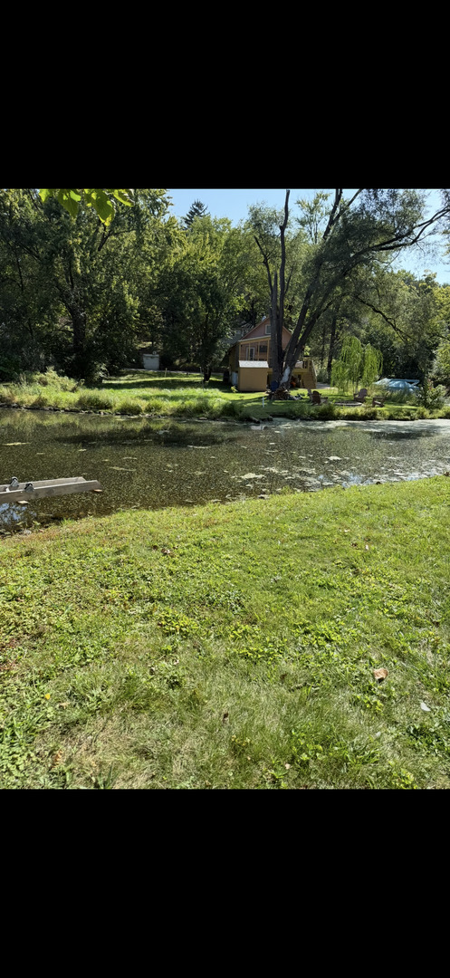 35 Medinah Avenue, Fox Lake, IL 60020