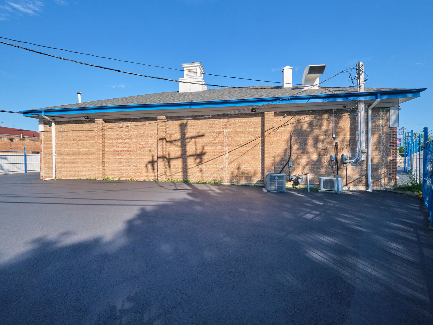 4853 S Archer Avenue, Chicago, IL 60632