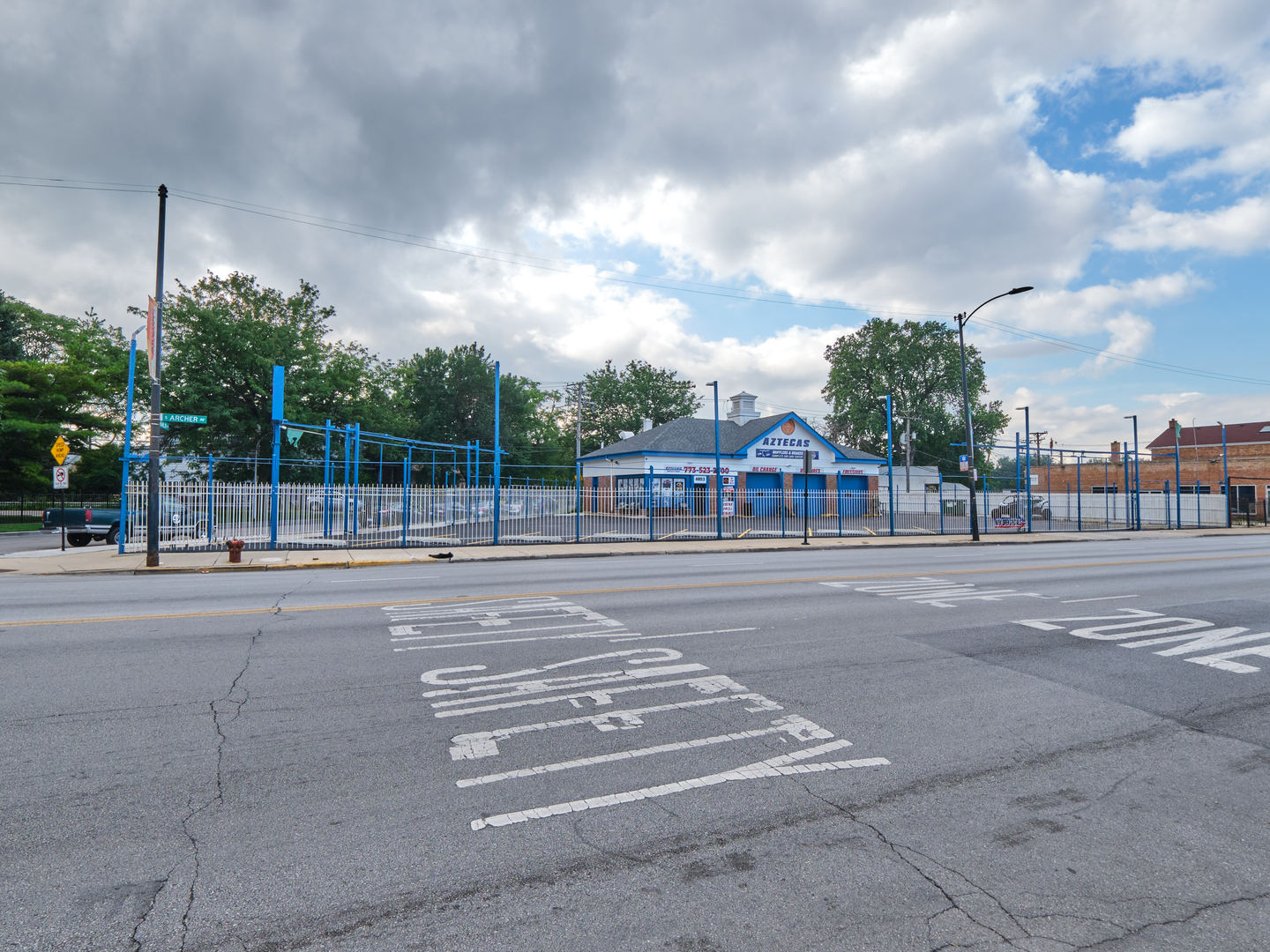 4853 S Archer Avenue, Chicago, IL 60632