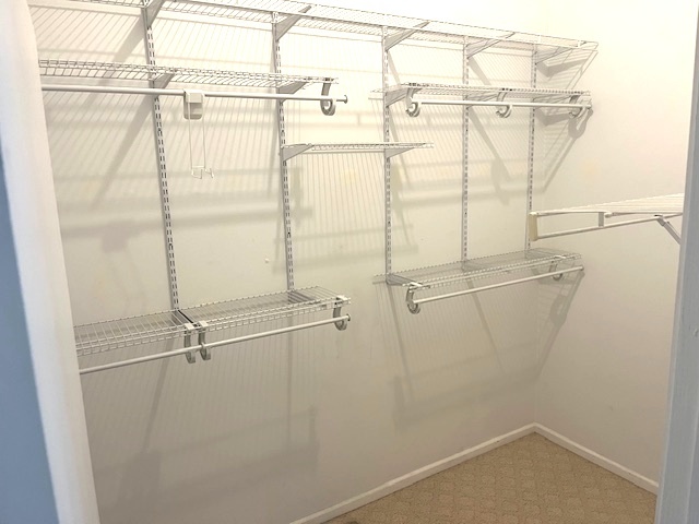 245 CARLISLE Avenue, Westmont, IL 60559