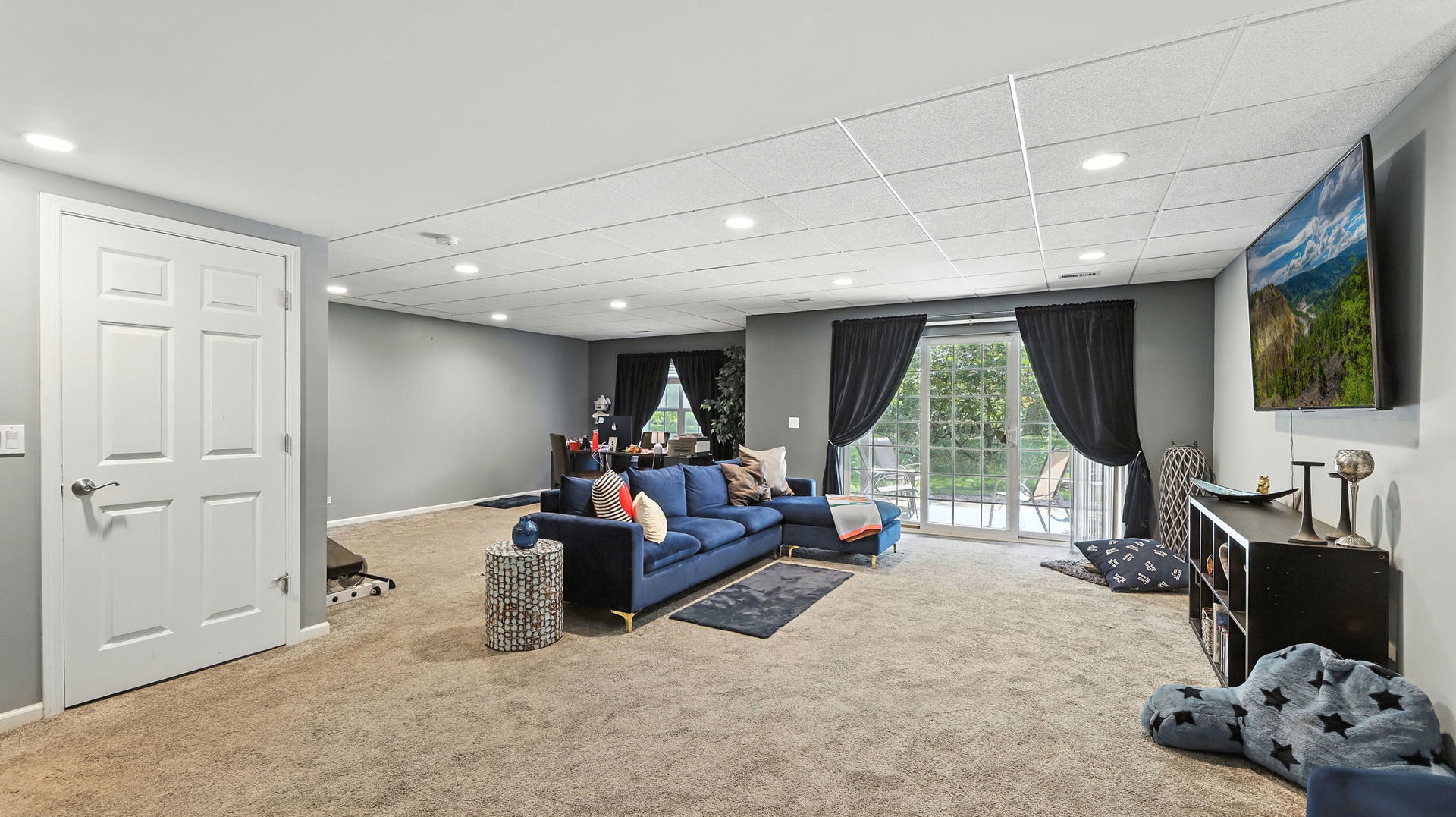 156 River Mist Drive, Oswego, IL 60543