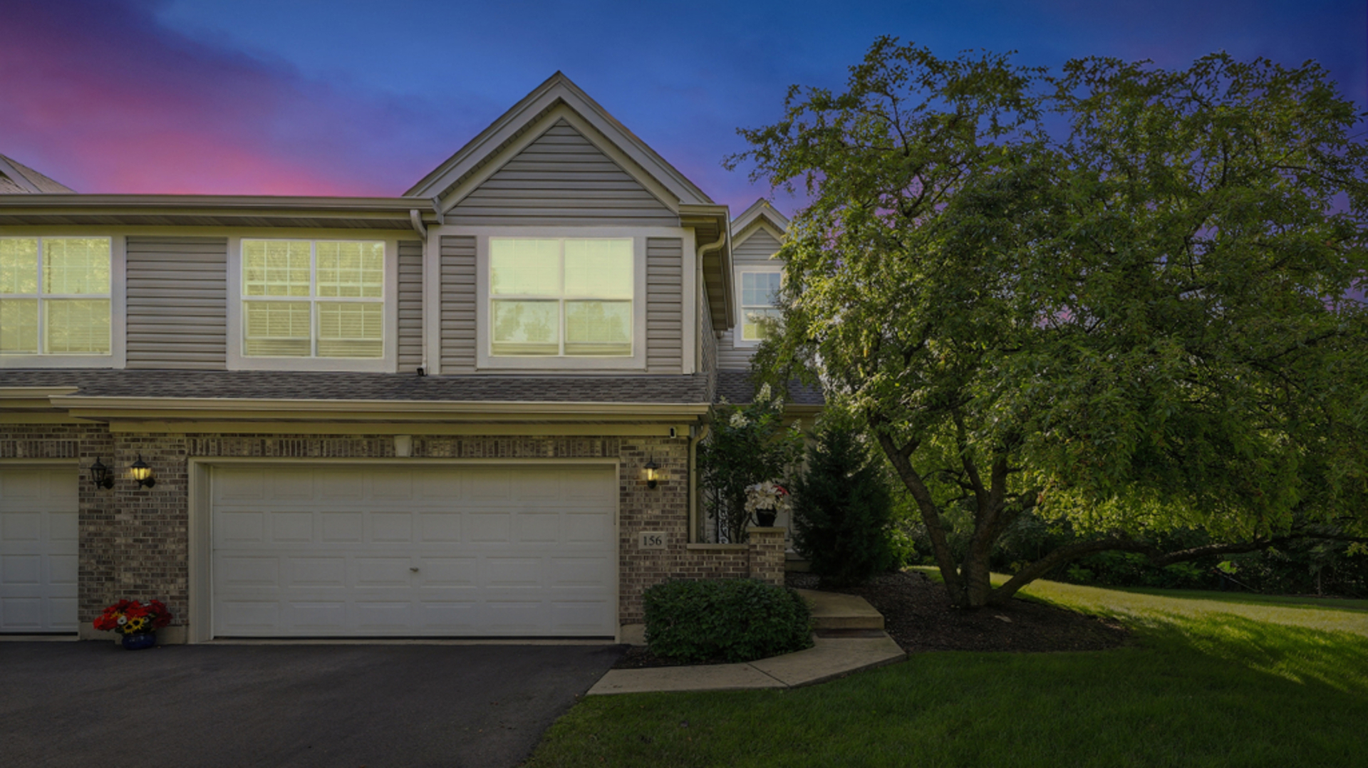156 River Mist Drive, Oswego, IL 60543