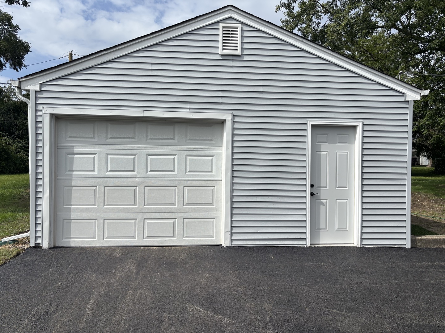 419 Suwanee Street, Park Forest, IL 60466