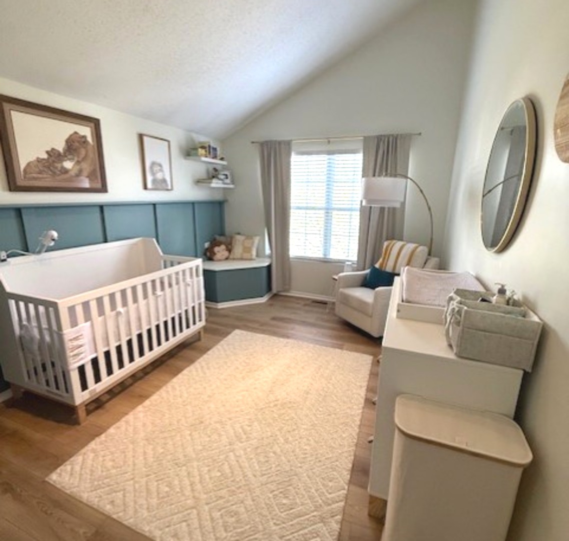 3S072 Timber Drive #9C, Warrenville, IL 60555