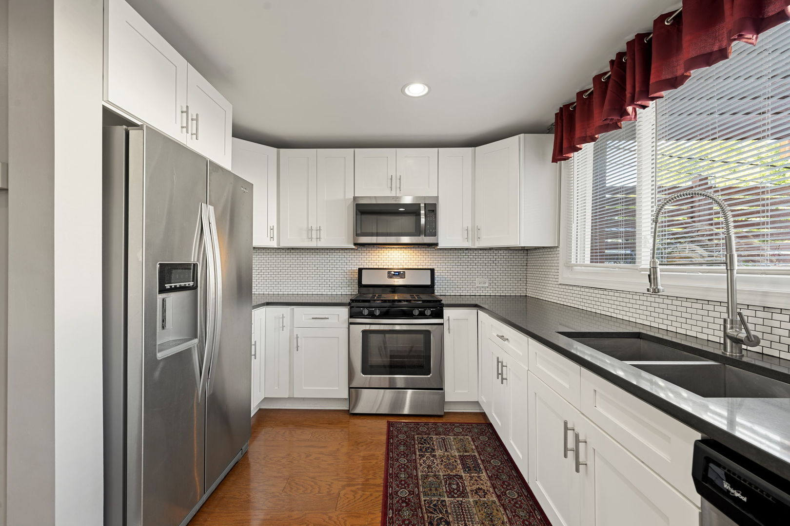 4139 N Kenneth Avenue, Chicago, IL 60641