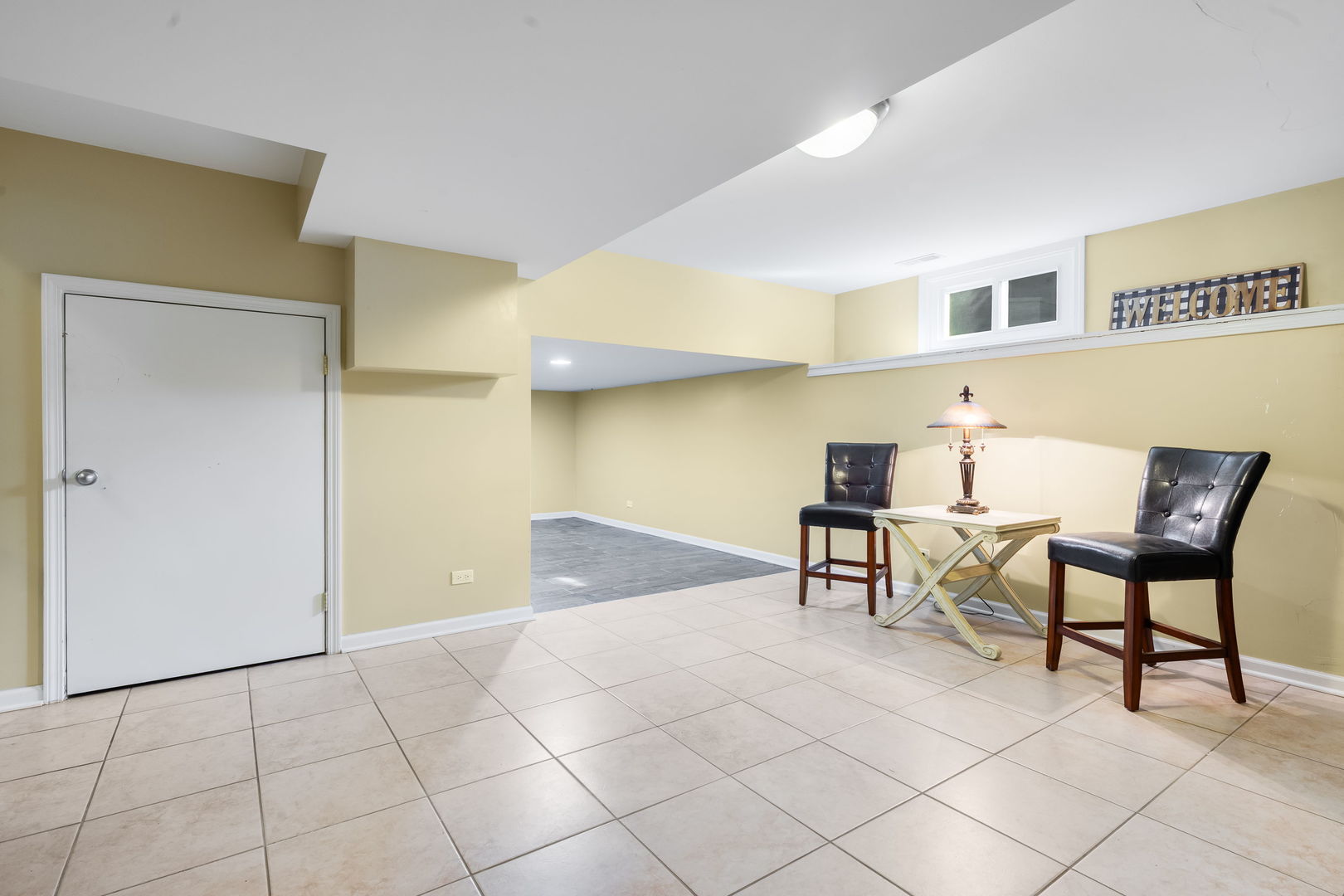 1741 W Goldengate Drive, Addison, IL 60101