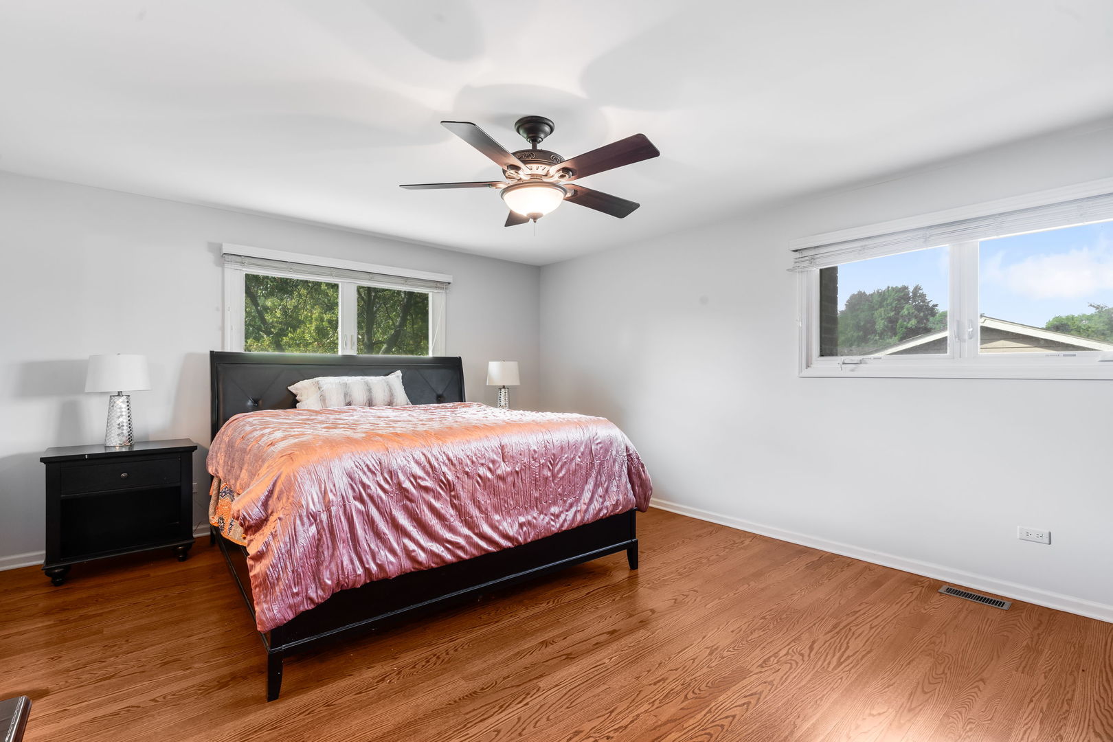 1741 W Goldengate Drive, Addison, IL 60101