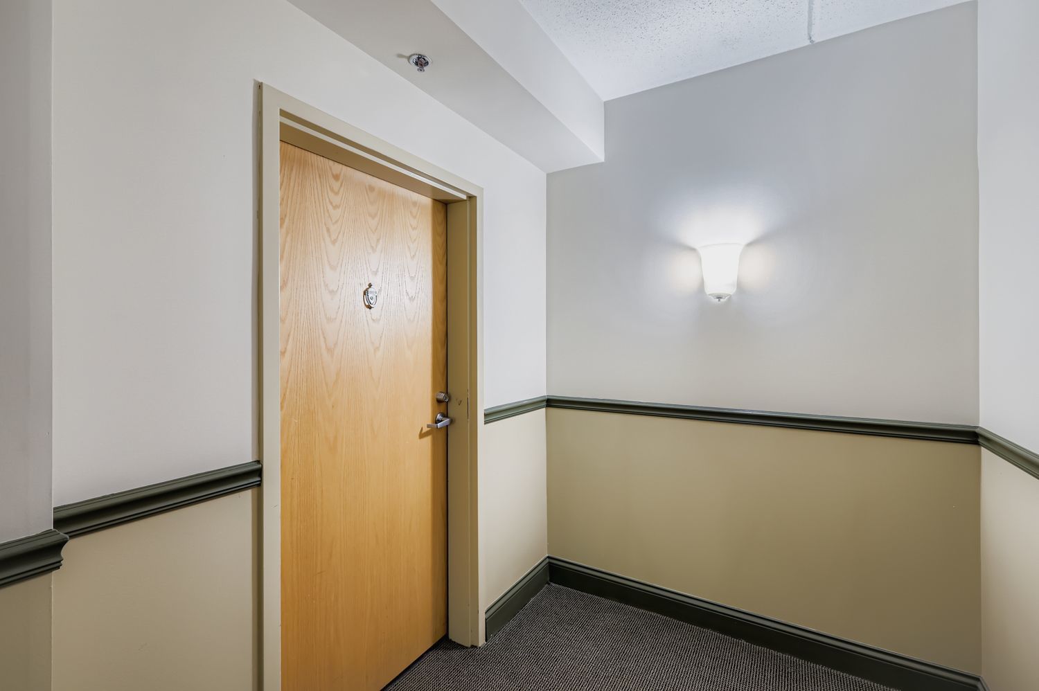 410 W Mahogany Court #309, Palatine, IL 60067