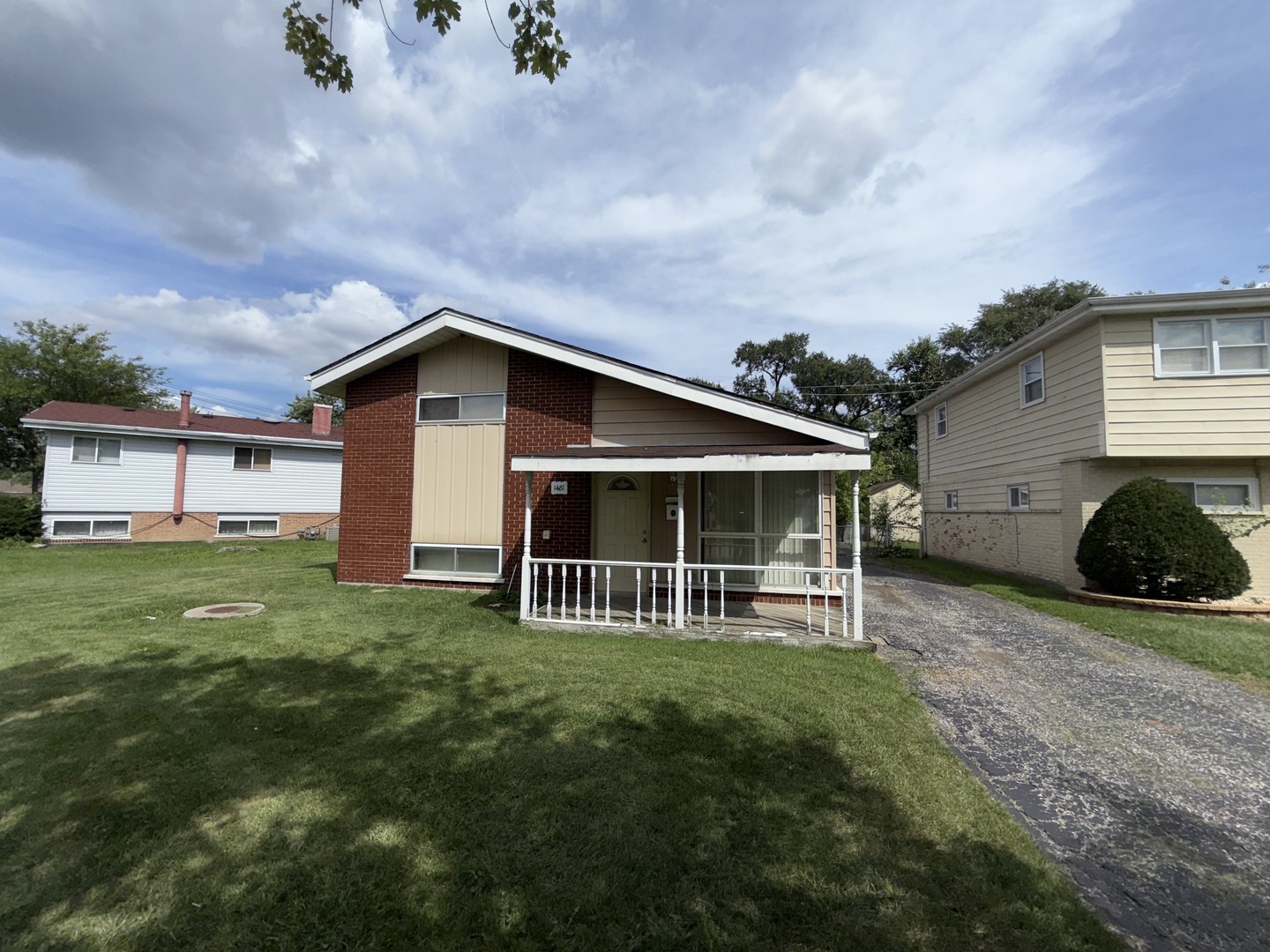 1481 Lincoln Place, Calumet City, IL 60409