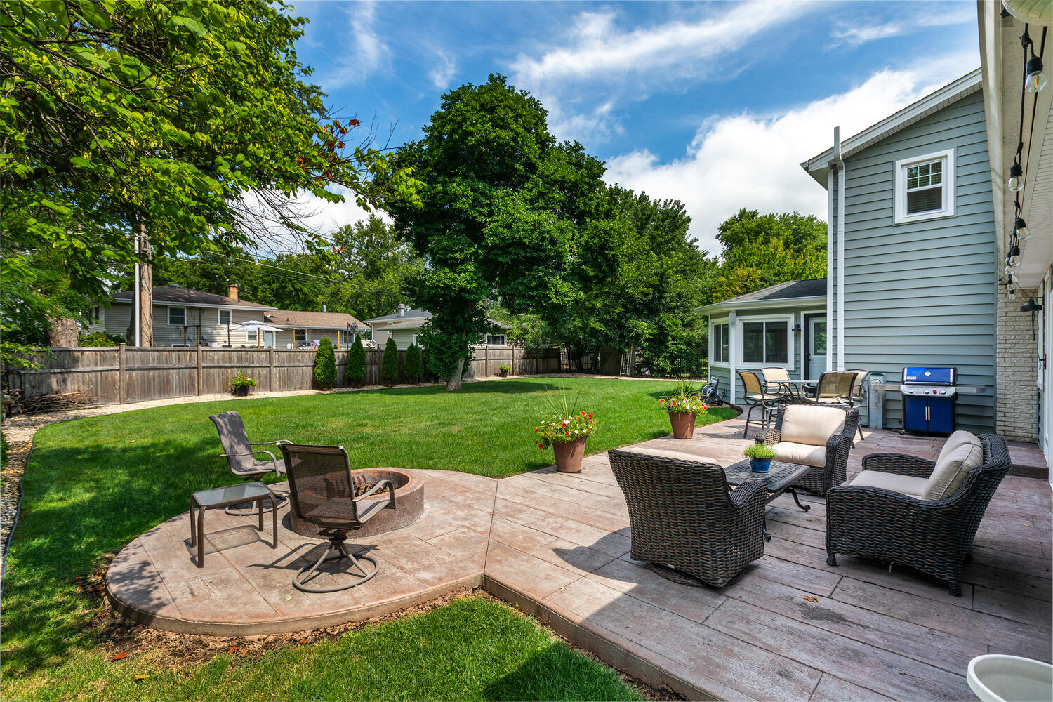 533 Cypress Drive, Naperville, IL 60540