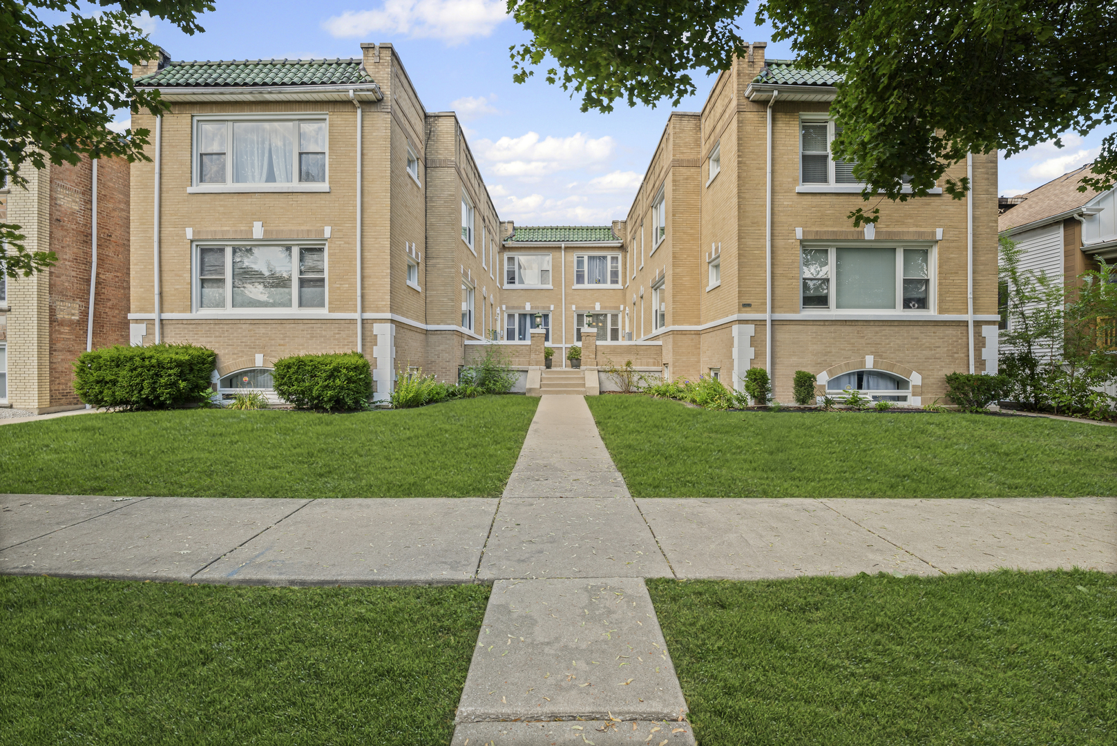 5416 W Windsor Avenue #1N, Chicago, IL 60630