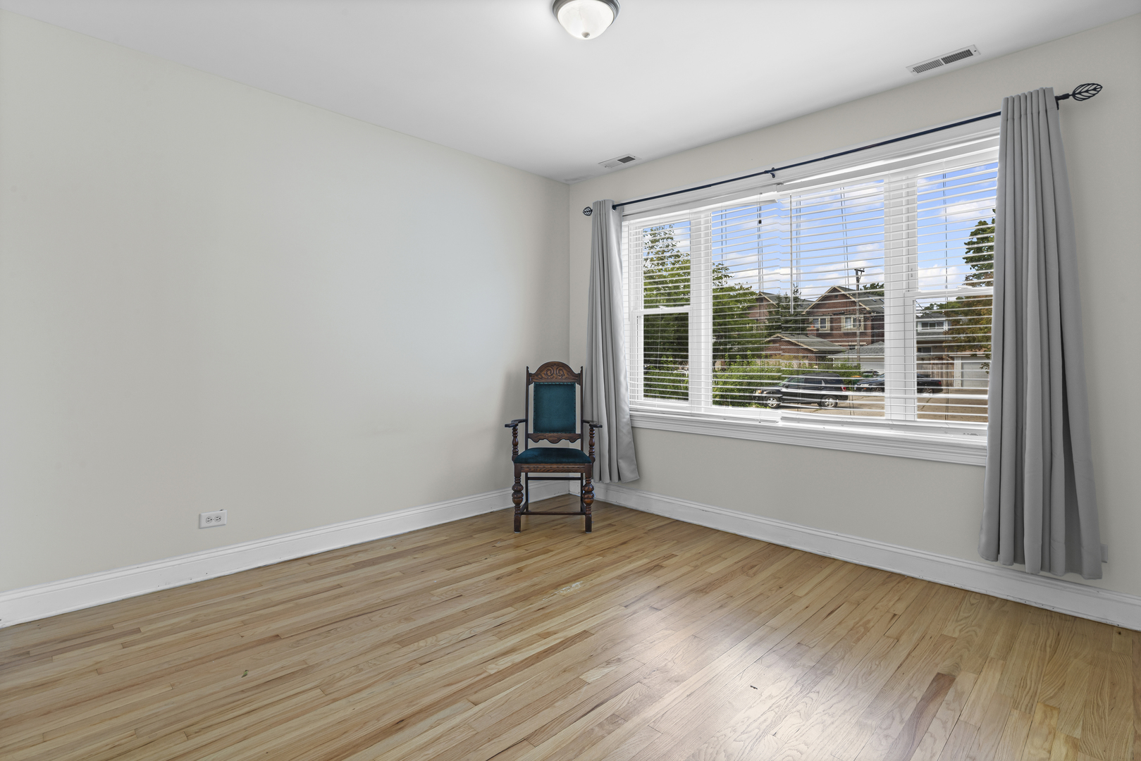 5416 W Windsor Avenue #1N, Chicago, IL 60630