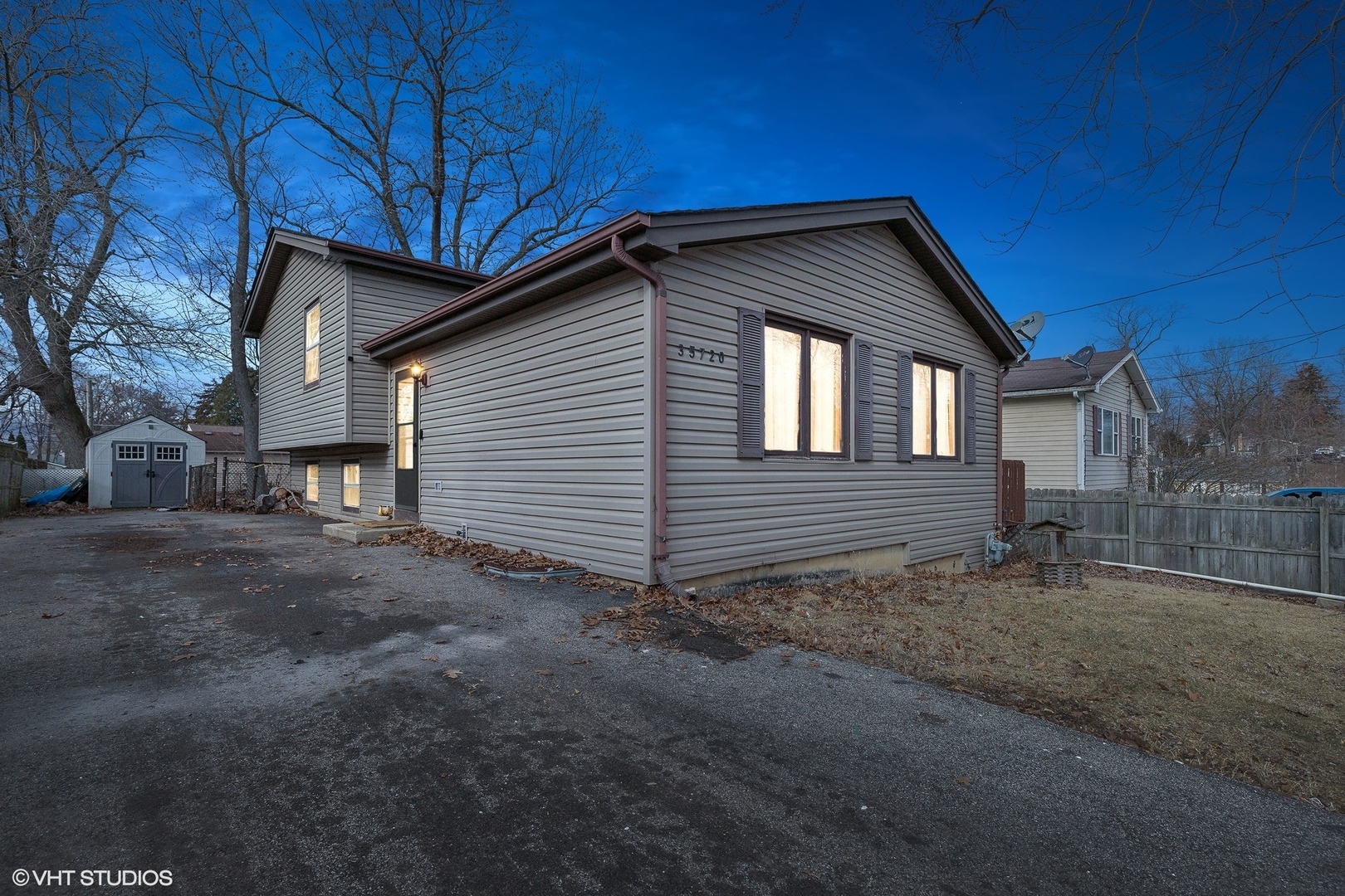 35720 N Laurel Avenue, Ingleside, IL 60041