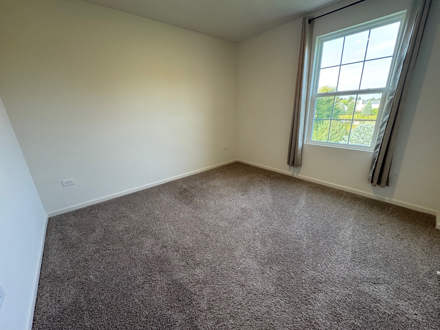 2068 Canyon Creek Court #2068, Aurora, IL 60503