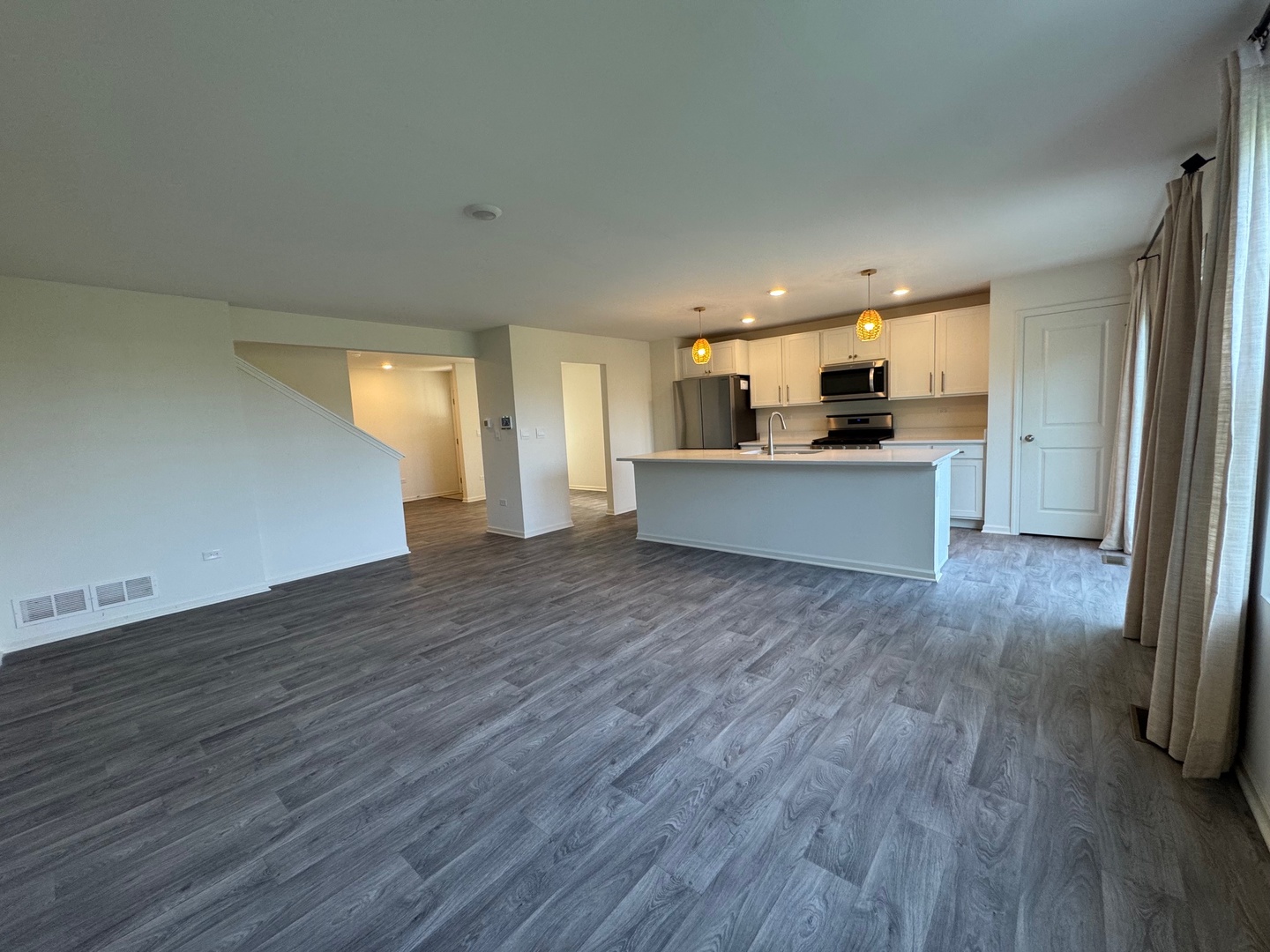 2068 Canyon Creek Court #2068, Aurora, IL 60503