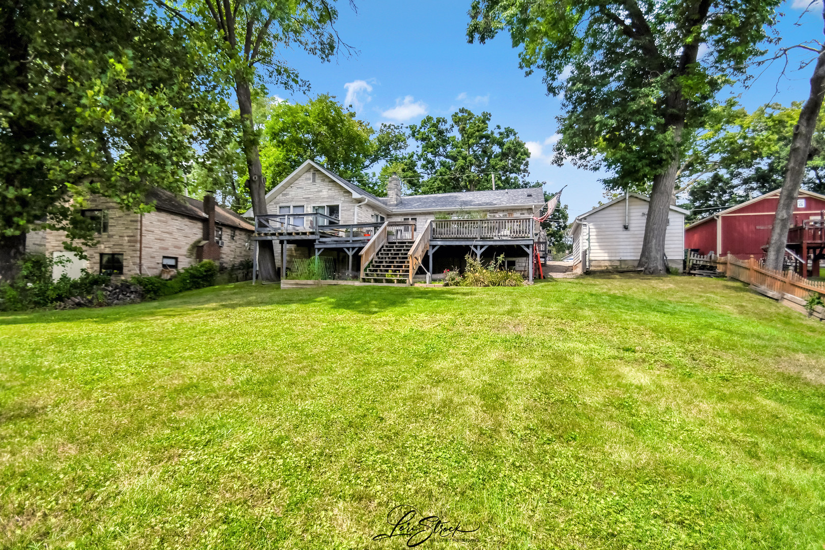 38871 N LAKEVIEW Avenue, Antioch, IL 60002