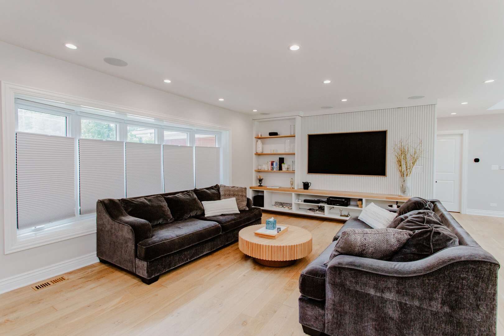 1010 Crabtree Lane, Des Plaines, IL 60016