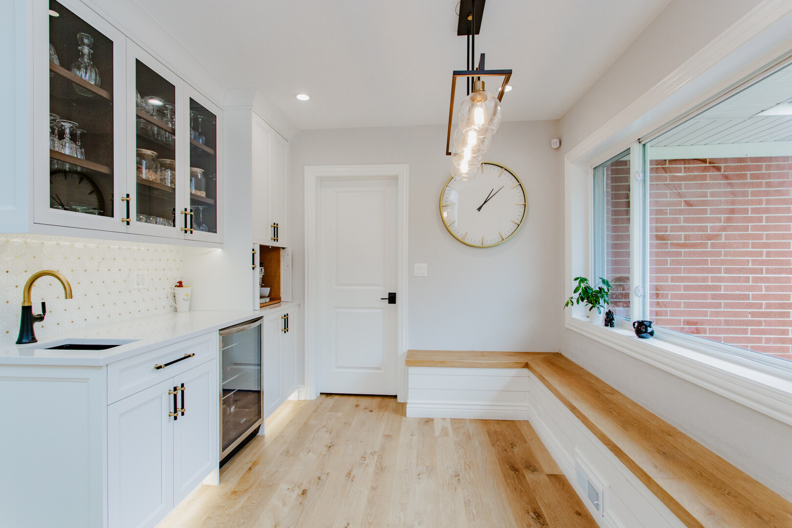 1010 Crabtree Lane, Des Plaines, IL 60016