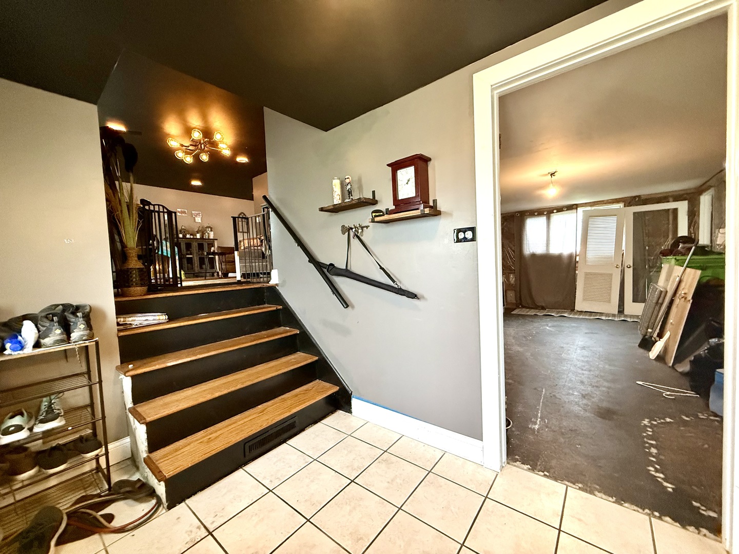 5700 La Palm Drive, Oak Forest, IL 60452