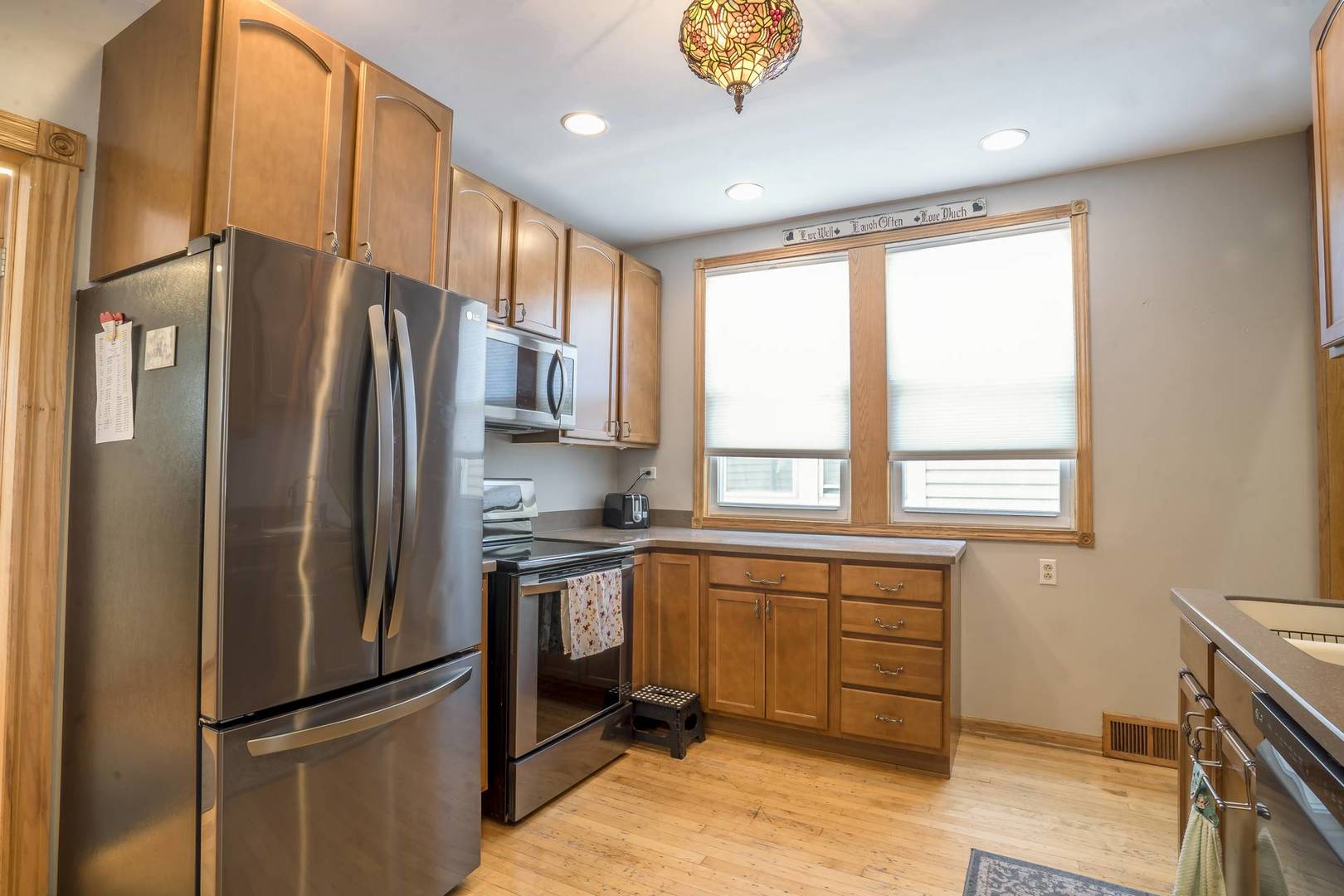 5807 W Cornelia Avenue, Chicago, IL 60634
